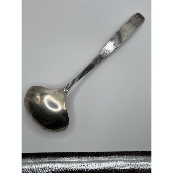 Reed & Barton Silverplate 1885 Oyster Ladle 9.38” - Picture 1 of 5